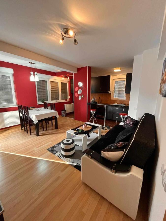 Miss Apartman Jagodina Exterior photo